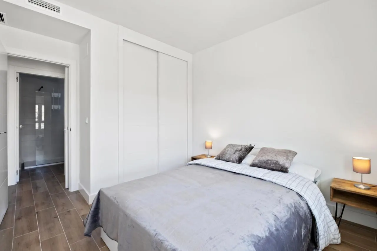 Fantastico Piso En Limonar, Malaga Apartment